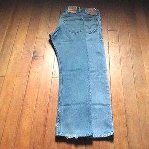 Distressed men’s Levi’s. 31x34.  Bundle!!